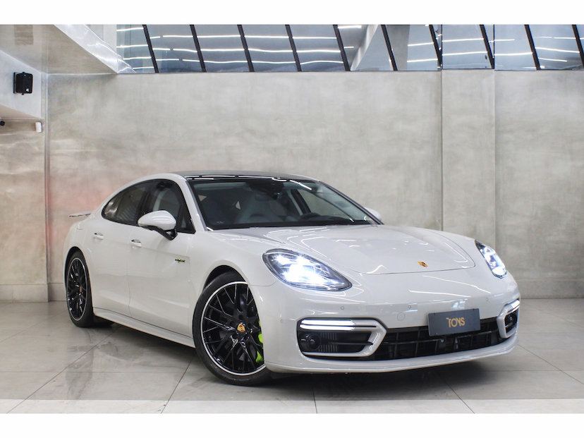 Foto do veículo PORSCHE PANAMERA 4.0 V8 E-HYBRID TURBO S PDK 2023 9.200 KM 898.800,00