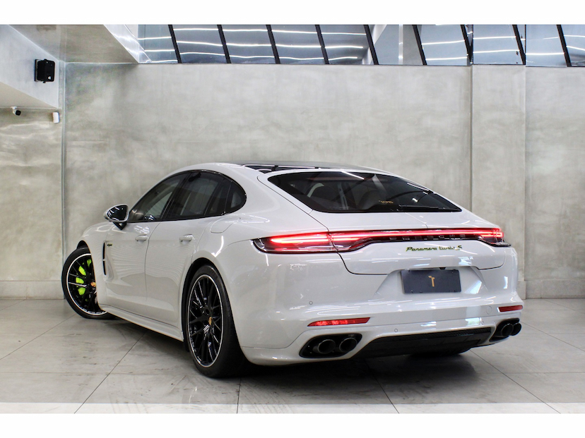 Foto do veículo PORSCHE PANAMERA 4.0 V8 E-HYBRID TURBO S PDK 2023 9.200 KM 898.800,00