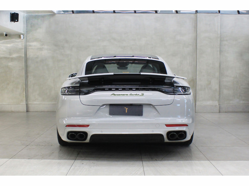Foto do veículo PORSCHE PANAMERA 4.0 V8 E-HYBRID TURBO S PDK 2023 9.200 KM 898.800,00