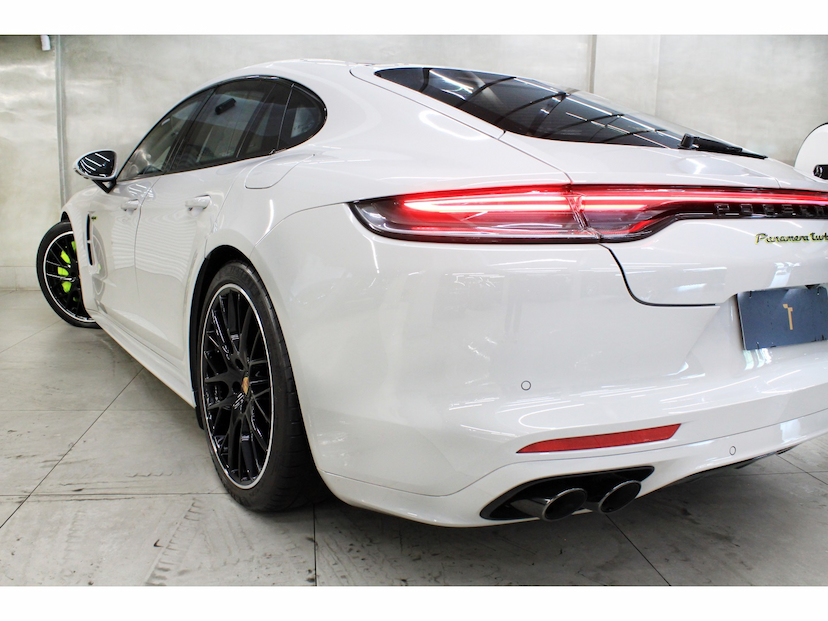 Foto do veículo PORSCHE PANAMERA 4.0 V8 E-HYBRID TURBO S PDK 2023 9.200 KM 898.800,00