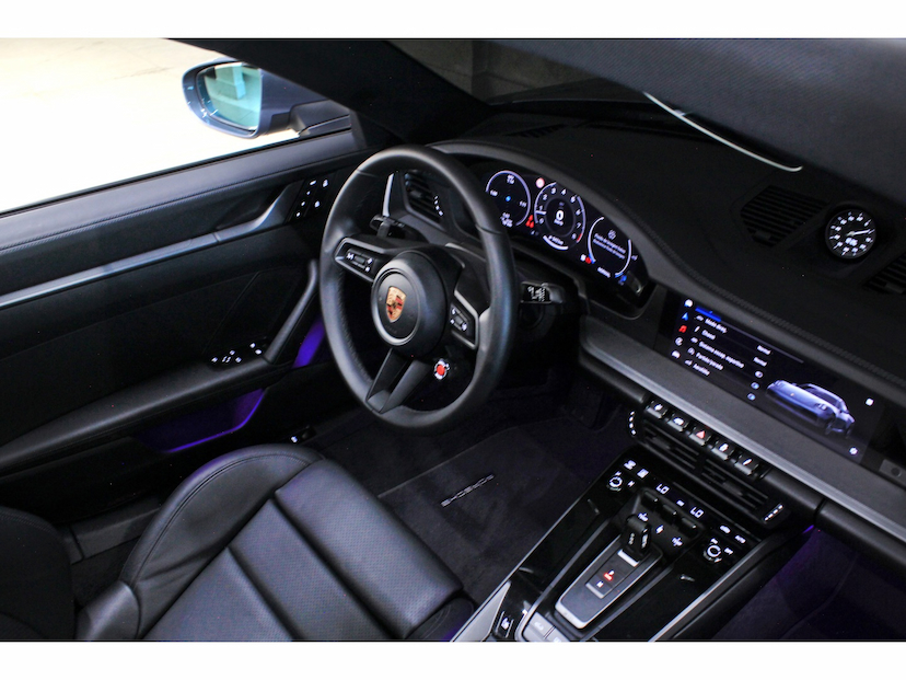 Foto do veículo PORSCHE 911 3.0 24V H6 GASOLINA CARRERA PDK 2026 3.300 KM 1.148.800,00