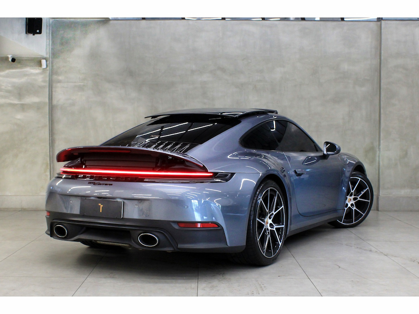 Foto do veículo PORSCHE 911 3.0 24V H6 GASOLINA CARRERA PDK 2026 3.300 KM 1.148.800,00