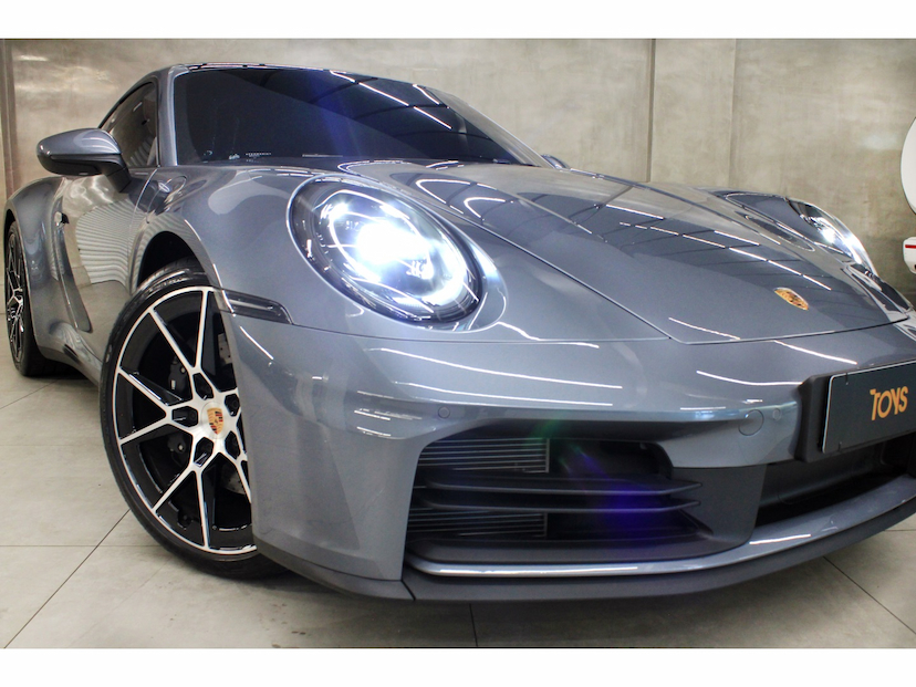 Foto do veículo PORSCHE 911 3.0 24V H6 GASOLINA CARRERA PDK 2026 3.300 KM 1.148.800,00