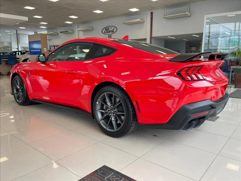 Foto do veículo Ford MUSTANG 5.0 V8 GASOLINA DARK HORSE SELECTSHIFT 2025 0 KM R$ 624.900,00