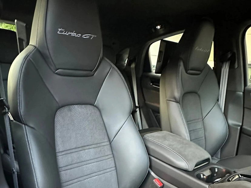 Foto do veículo PORSCHE CAYENNE 4.0 V8 GASOLINA TURBO GT COUPÉ AWD TIPTRONIC S 2025 0 KM 1.590.000,00