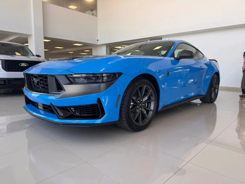 Foto do veículo Ford MUSTANG 5.0 V8 GASOLINA DARK HORSE SELECTSHIFT 2025 0 KM R$ 624.900,00