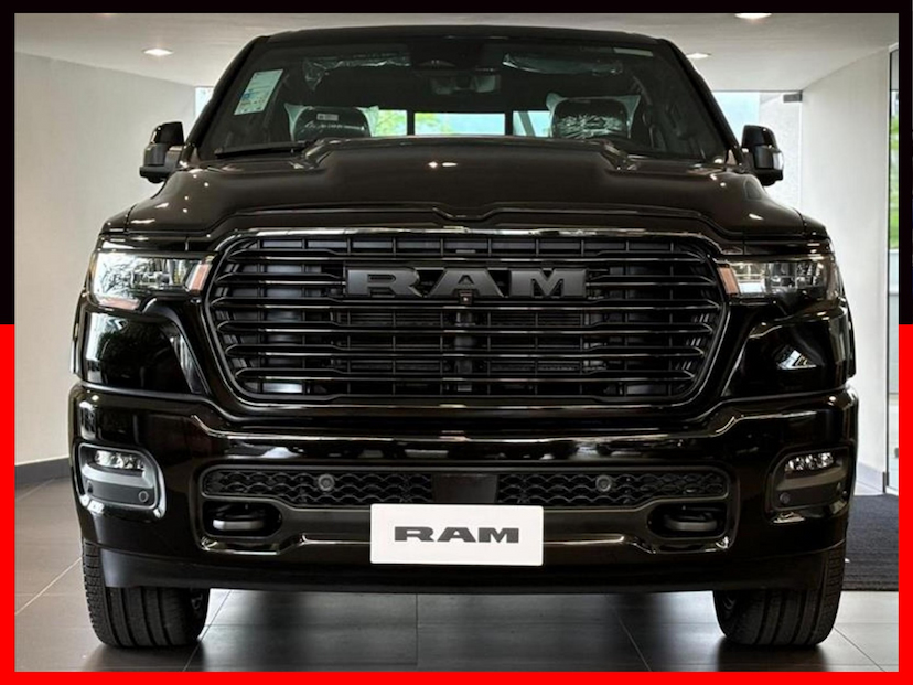 Foto do veículo RAM 1500 3.0 HURRICANE 6 BITURBO GASOLINA LARAMIE NIGHT EDITION CD 4X4 AUTOMÁTICO 2025 0 KM 560.890,00