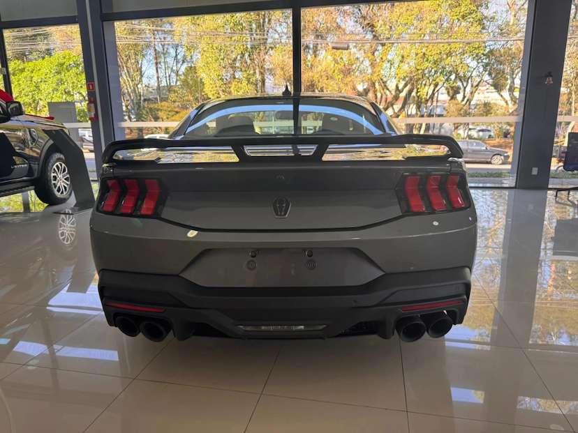 Foto do veículo Ford MUSTANG 5.0 V8 GASOLINA DARK HORSE SELECTSHIFT 2025 0 KM R$ 612.800,00