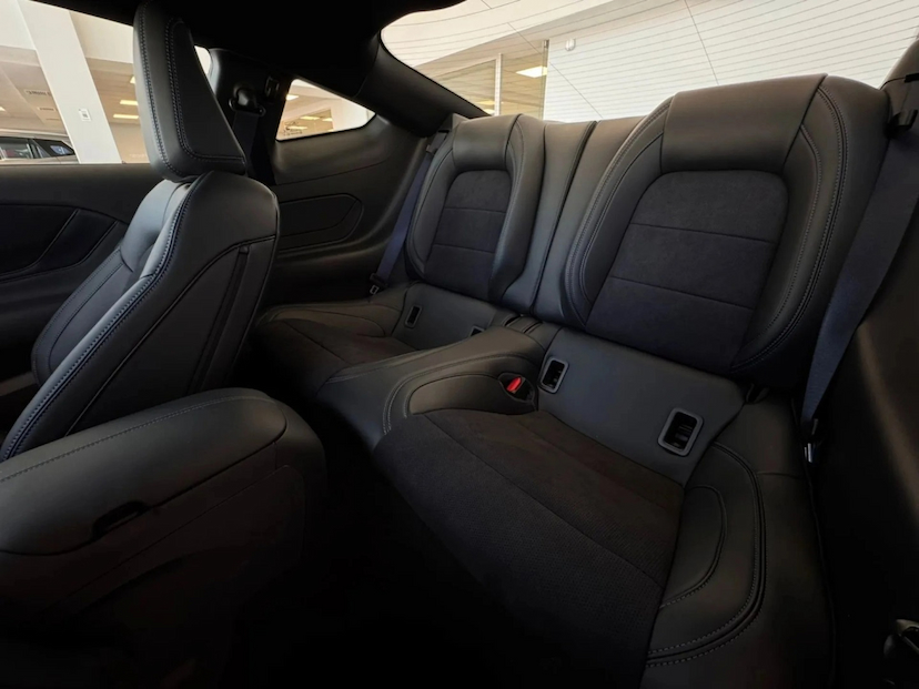 Foto do veículo Ford MUSTANG 5.0 V8 GASOLINA DARK HORSE SELECTSHIFT 2025 0 KM R$ 612.800,00