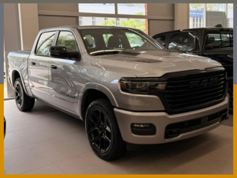 Foto do veículo RAM 1500 3.0 HURRICANE 6 BITURBO GASOLINA LARAMIE NIGHT EDITION CD 4X4 AUTOMÁTICO 2025 0 KM 560.890,00