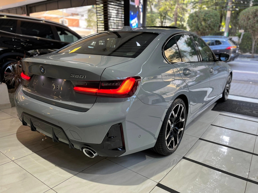 Foto do veículo BMW 320I 2.0 16V TURBO FLEX M SPORT AUTOMÁTICO 2026 0 KM 456.667,00