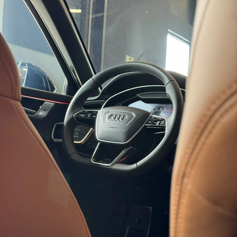 Foto do veículo AUDI RS6 4.0 V8 TFSI MHEV AVANT PERFORMANCE TIPTRONIC 2025 3.653 KM 989.990,00
