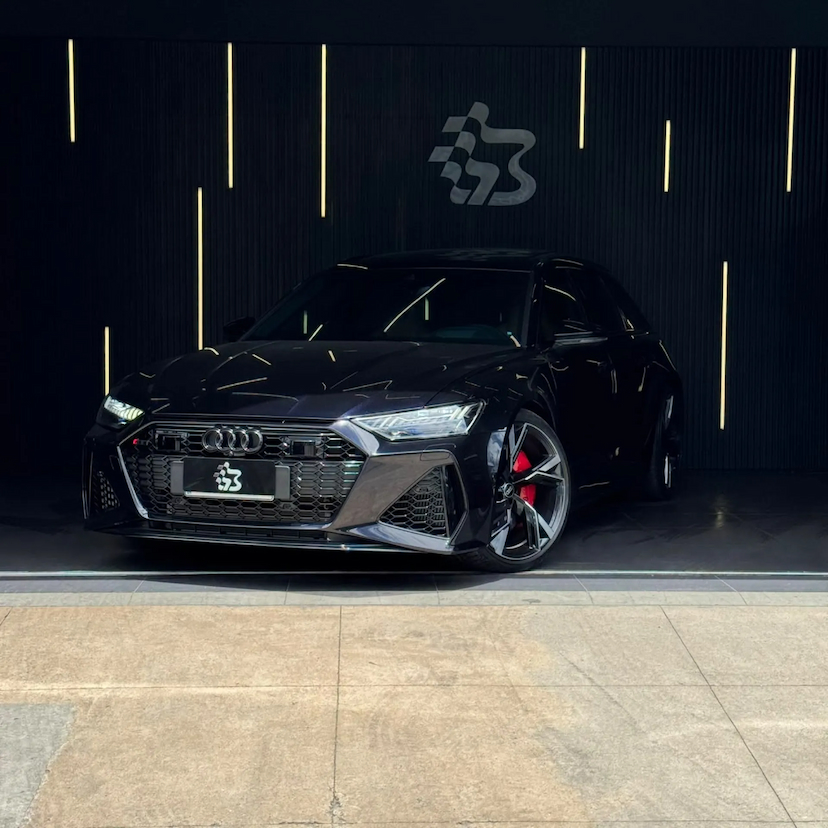 Foto do veículo AUDI RS6 4.0 V8 TFSI MHEV AVANT PERFORMANCE TIPTRONIC 2025 3.653 KM 989.990,00