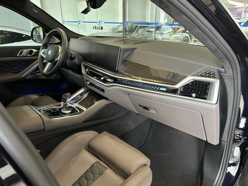 Foto do veículo BMW X6 4.4 V8 BITURBO GASOLINA M COMPETITION AUTOMÁTICO 2024 18.866 KM 889.900,00