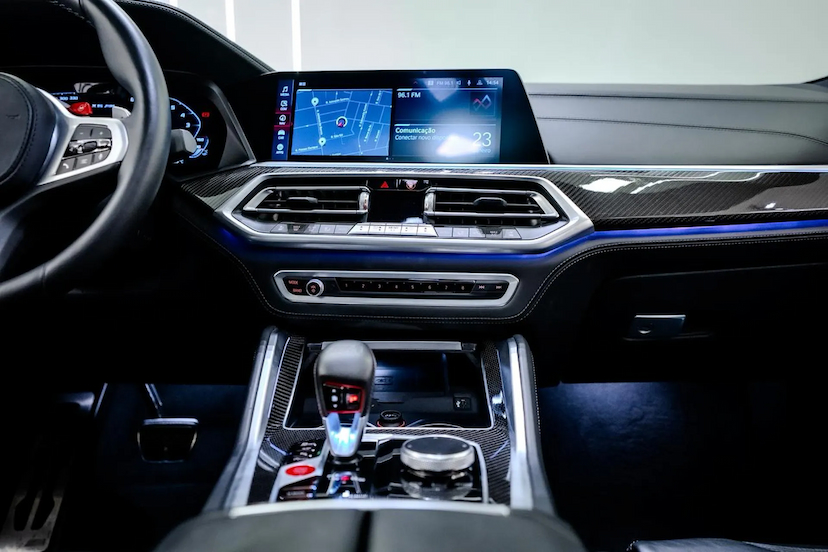 Foto do veículo BMW X6 4.4 M 4X4 COUPÉ V8 32V BI-TURBO GASOLINA 4P AUTOMÁTICO 2021 65.900 KM 539.900,00