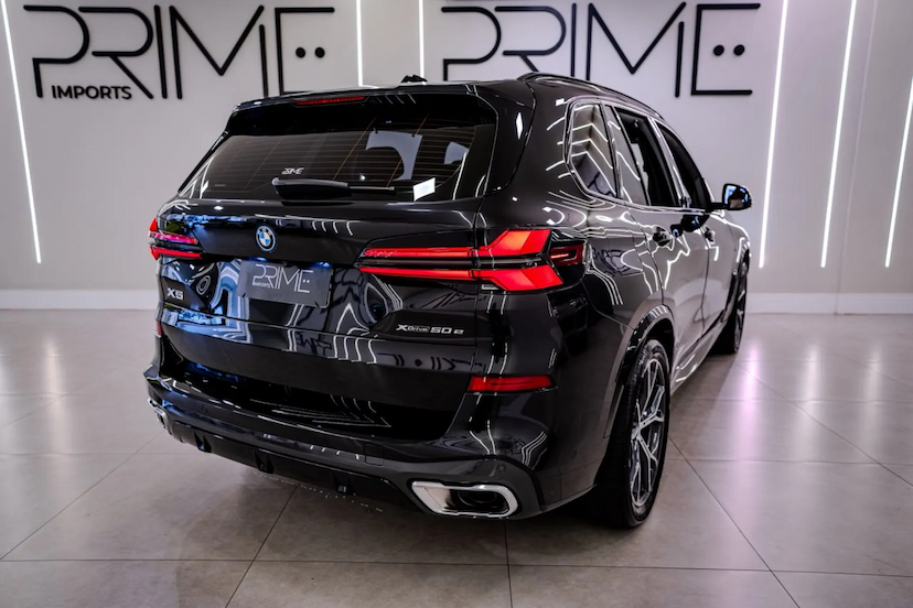 Foto do veículo BMW X5 3.0 I6 TURBO HÍBRIDO XDRIVE50E M SPORT AUTOMÁTICO 2025 19.900 KM 599.900,00