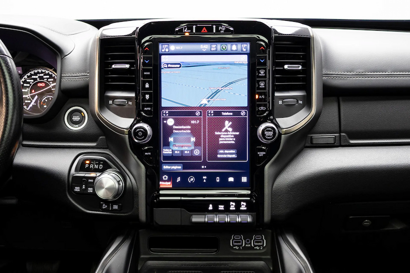 Foto do veículo RAM 1500 5.7 V8 GASOLINA REBEL CD 4X4 AUTOMÁTICO 2022 43.119 KM 379.900,00
