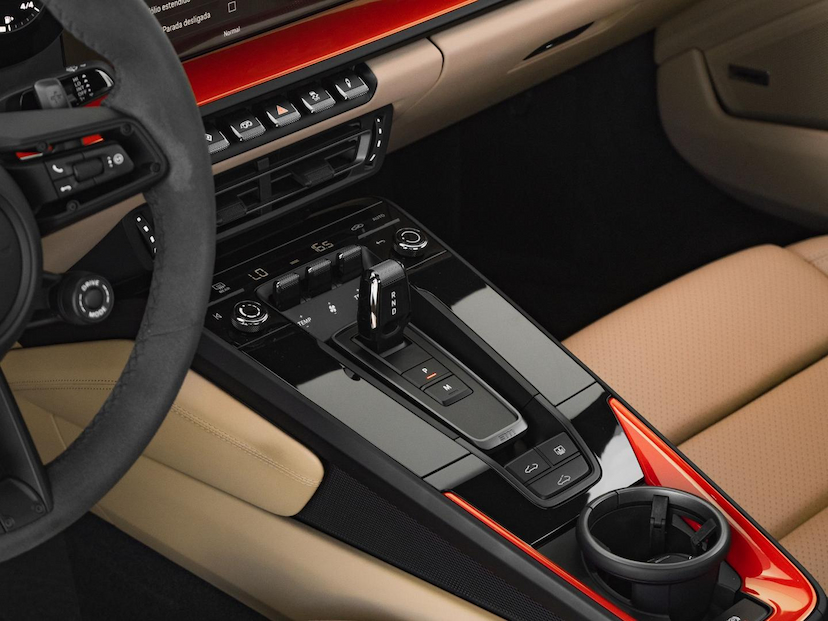 Foto do veículo PORSCHE 911  GTS 2024 3.895 KM 939.000,00