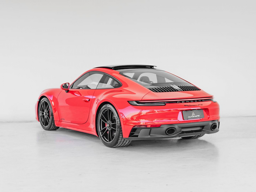 Foto do veículo PORSCHE 911  GTS 2024 3.895 KM 939.000,00