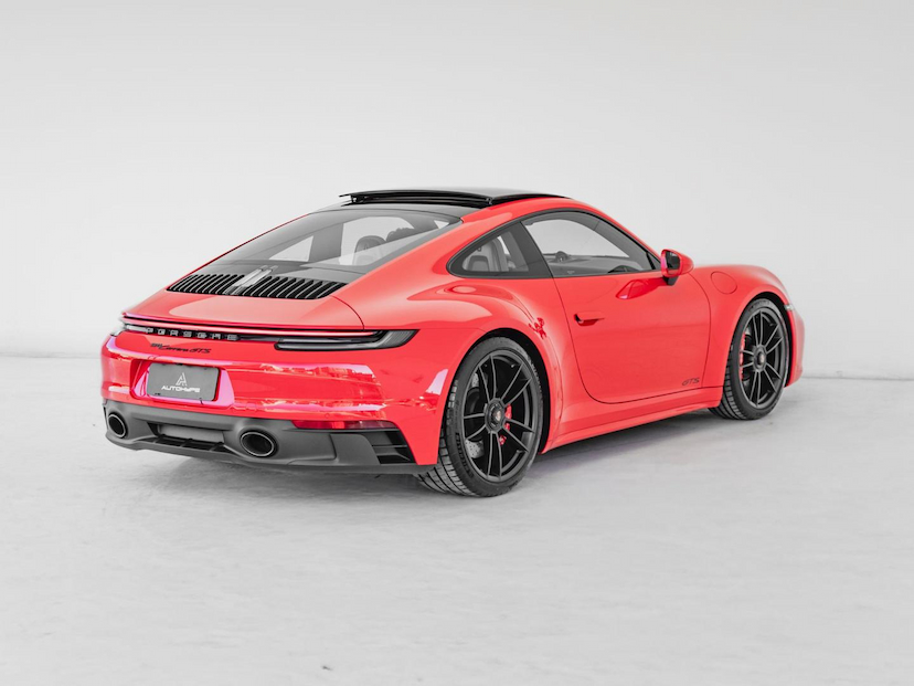 Foto do veículo PORSCHE 911  GTS 2024 3.895 KM 939.000,00