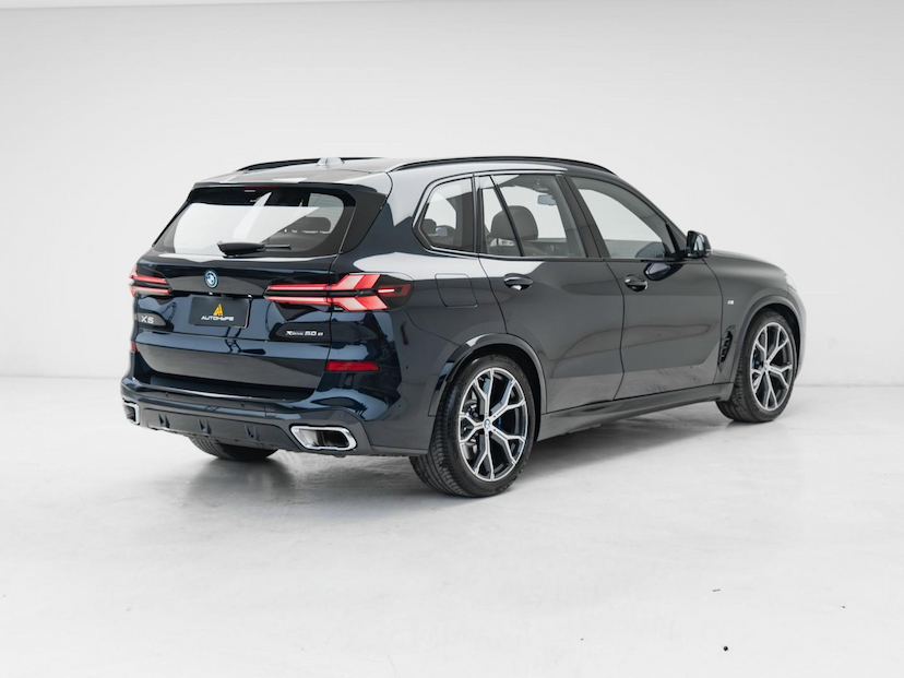 Foto do veículo BMW X5  XDRIVE50E MSP 2026 8.802 KM 719.000,00