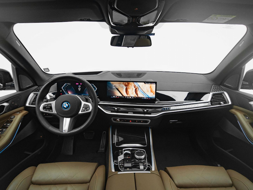 Foto do veículo BMW X5  XDRIVE50E MSP 2026 8.802 KM 719.000,00