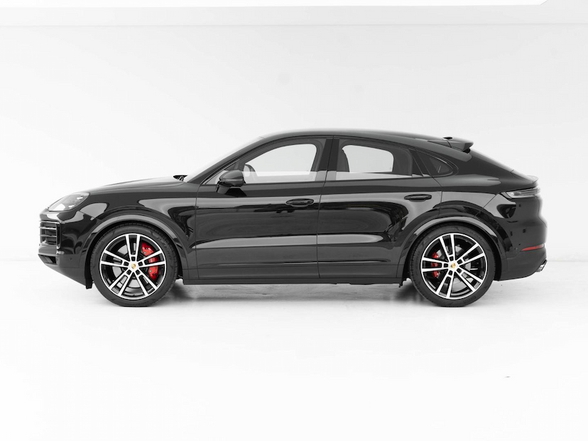 Foto do veículo PORSCHE CAYENNE COUPE S V8 2024 9.489 KM 739.000,00