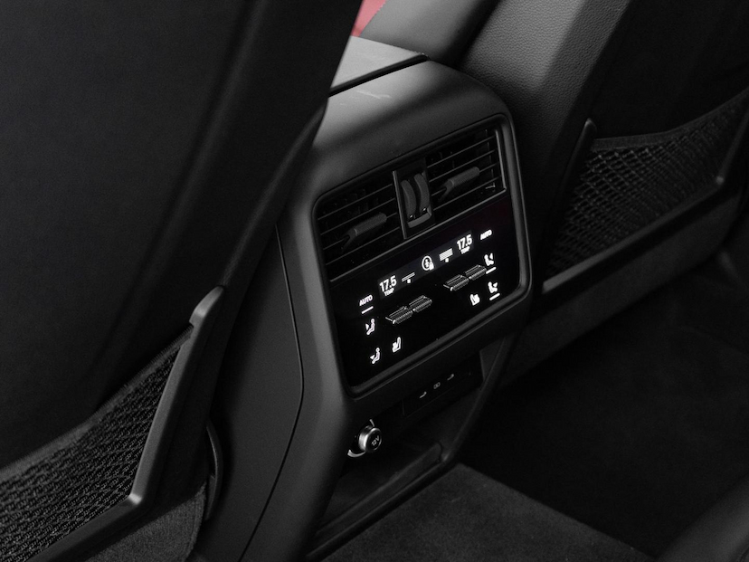 Foto do veículo PORSCHE CAYENNE  TURBO GT 4.0 V8 2024 8.453 KM 1.190.000,00