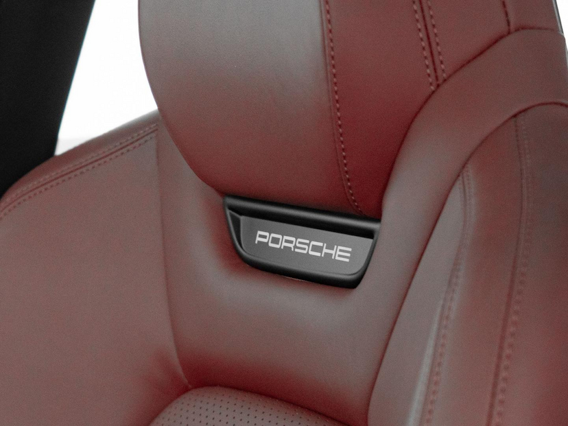 Foto do veículo PORSCHE MACAN 4S ELÉTRICA 2025 4.025 KM 639.000,00