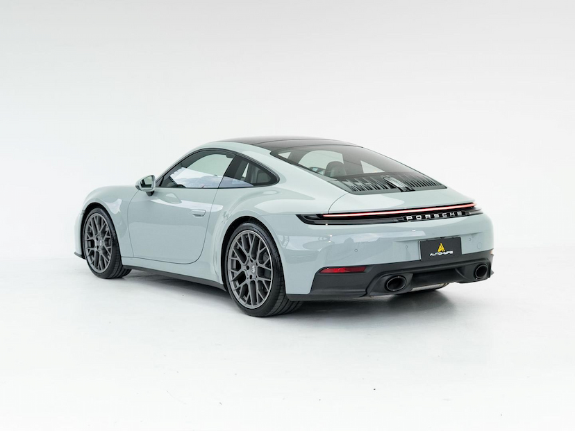 Foto do veículo PORSCHE 911  CARRERA 2026 1.320 KM 999.000,00