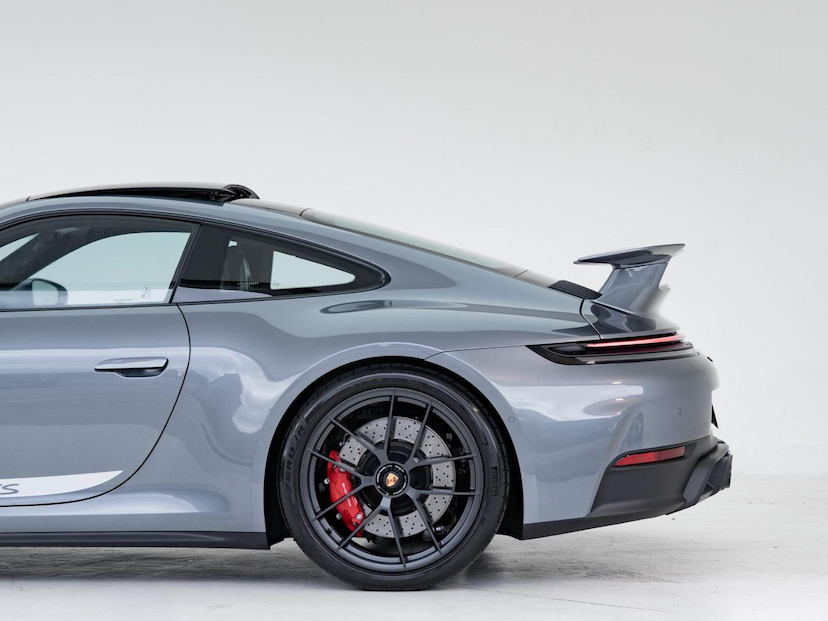 Foto do veículo PORSCHE 911  CARREIRA GTS COUP 3.6 (992) (HÍB) 2026 1.800 KM 1.169.000,00