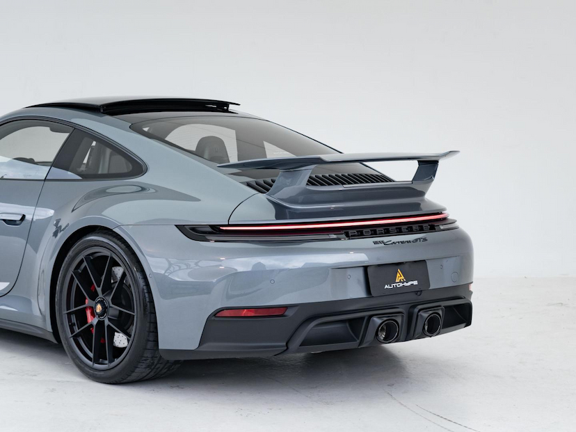 Foto do veículo PORSCHE 911  CARREIRA GTS COUP 3.6 (992) (HÍB) 2026 1.800 KM 1.169.000,00