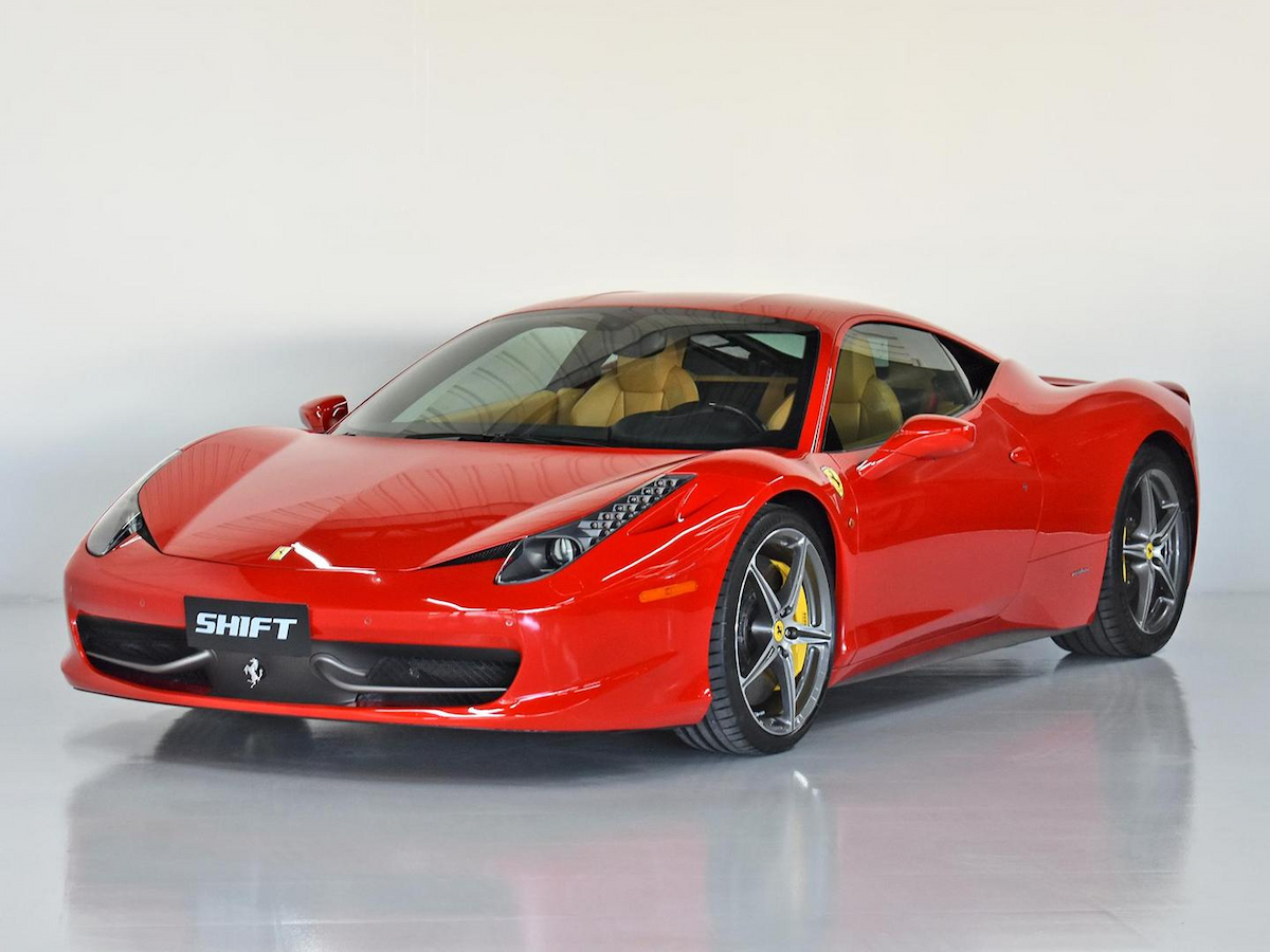 Foto do veículo FERRARI 458 ITALIA  ITALIA 4.5 V8 32V GASOLINA 2P AUT 2012/2013 26.470 KM R$ 2.600.000,00