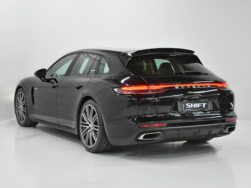 Foto do veículo PORSCHE PANAMERA  4 E-HYBRID SPORT TURISMO 2023 12.230 KM 670.000,00