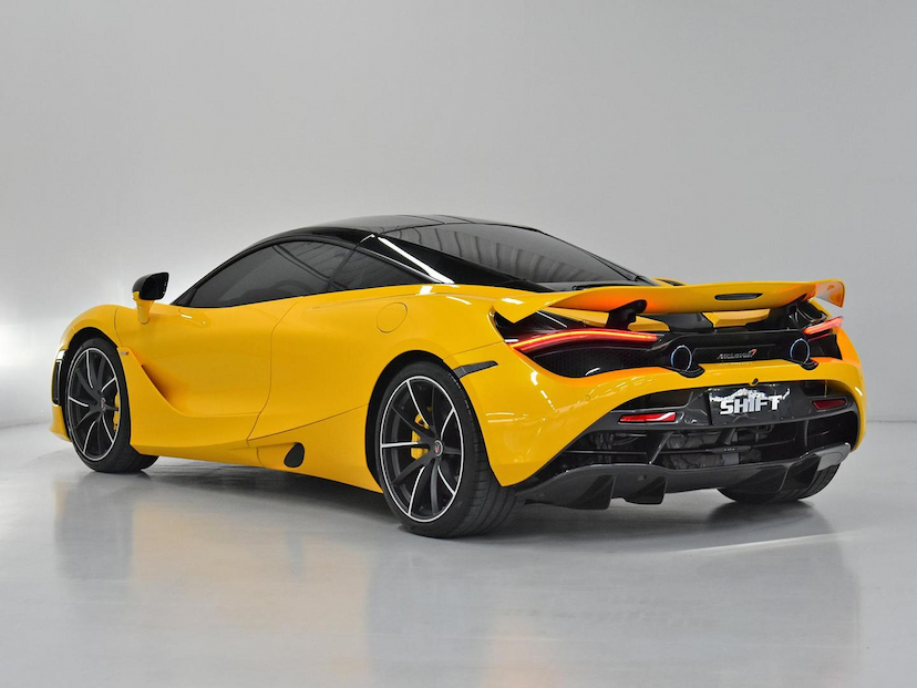 Foto do veículo MCLAREN 720S  COUPE 4.0 BI-TURBO V8 2P 2018 7.930 KM 2.650.000,00