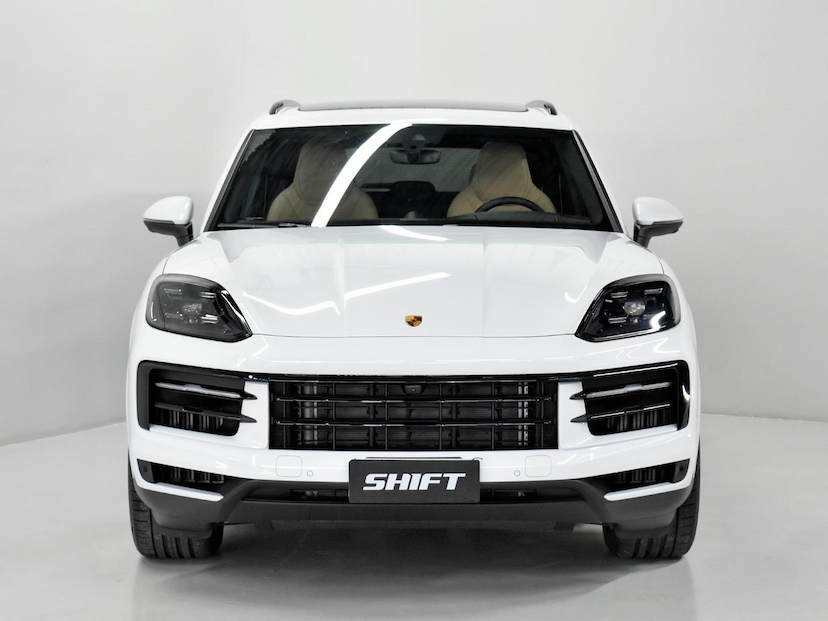 Foto do veículo PORSCHE CAYENNE  3.0 V6 (HÍBRIDO) 2024 7.845 KM 765.000,00