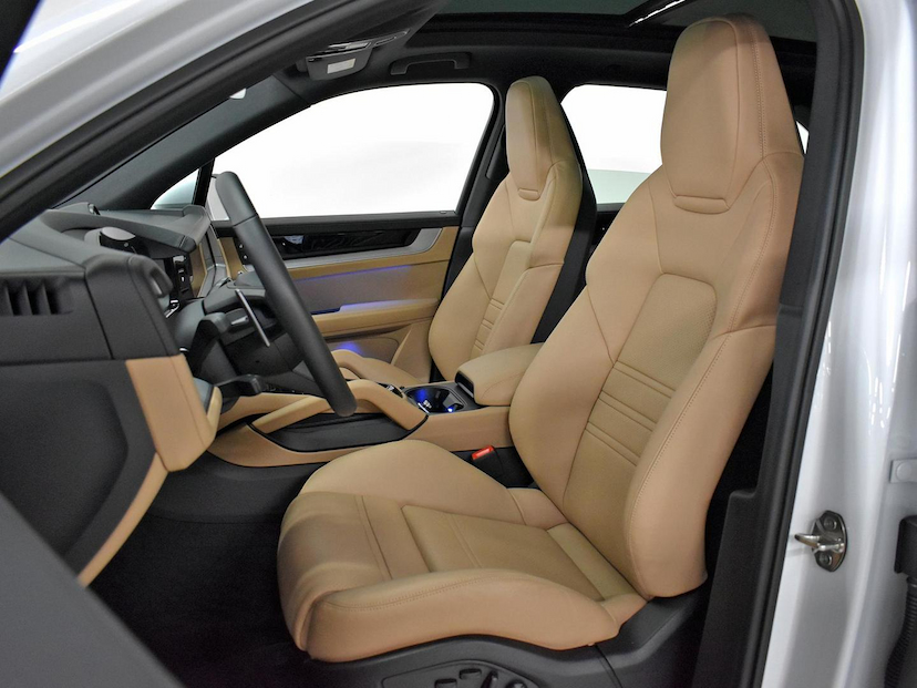 Foto do veículo PORSCHE CAYENNE  3.0 V6 (HÍBRIDO) 2024 7.845 KM 765.000,00
