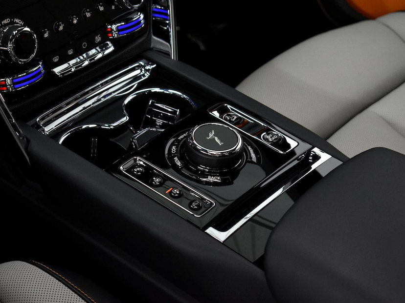 Foto do veículo ROLLS-ROYCE CULLINAN  6.7 V12 AUT. 2023 4.270 KM 6.900.000,00