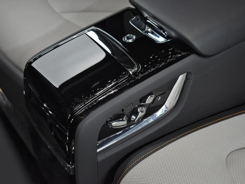 Foto do veículo ROLLS-ROYCE CULLINAN  6.7 V12 AUT. 2023 4.270 KM 6.900.000,00