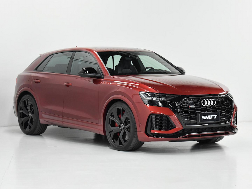 Foto do veículo AUDI RS Q8  4.0 BITURBO FSI 2023 9.470 KM 850.000,00