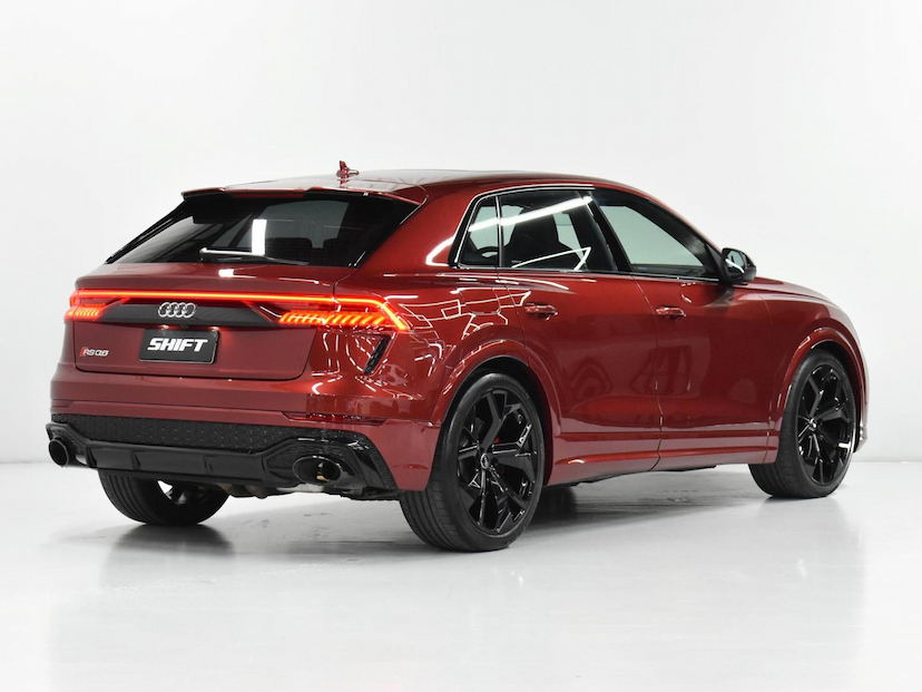 Foto do veículo AUDI RS Q8  4.0 BITURBO FSI 2023 9.470 KM 850.000,00