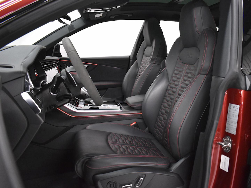 Foto do veículo AUDI RS Q8  4.0 BITURBO FSI 2023 9.470 KM 850.000,00