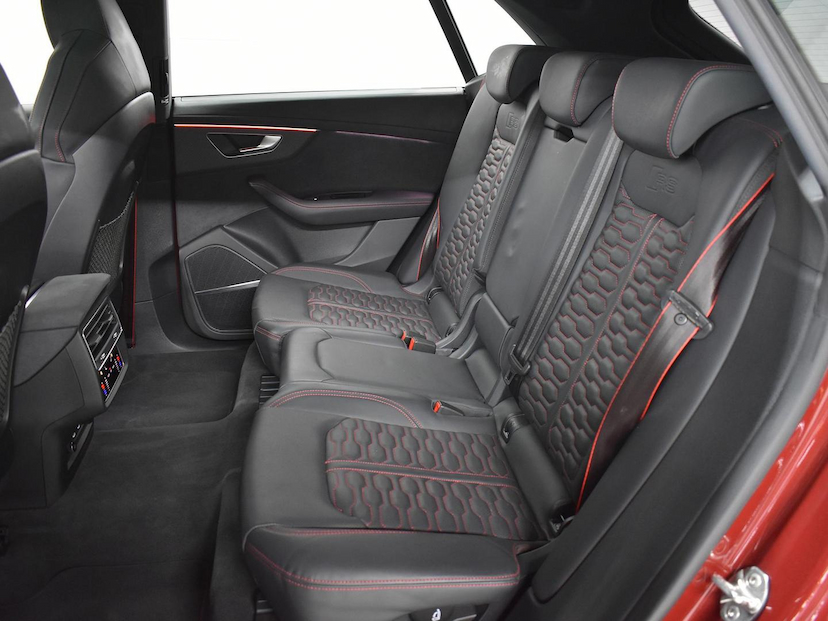 Foto do veículo AUDI RS Q8  4.0 BITURBO FSI 2023 9.470 KM 850.000,00