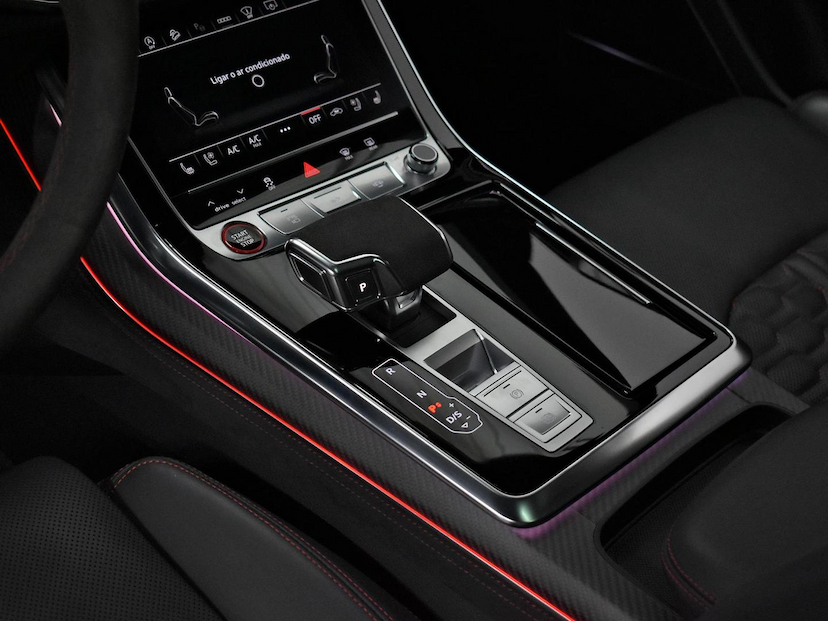 Foto do veículo AUDI RS Q8  4.0 BITURBO FSI 2023 9.470 KM 850.000,00