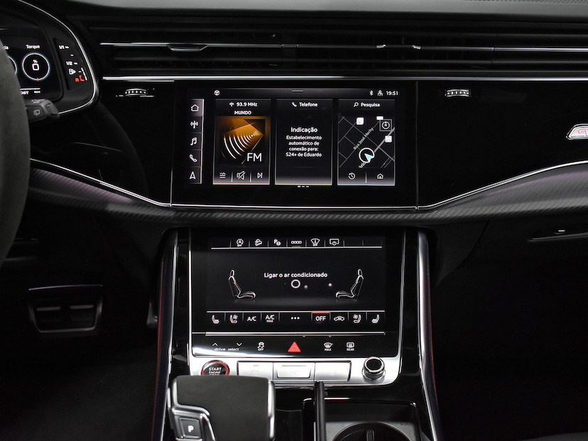 Foto do veículo AUDI RS Q8  4.0 BITURBO FSI 2023 9.470 KM 850.000,00