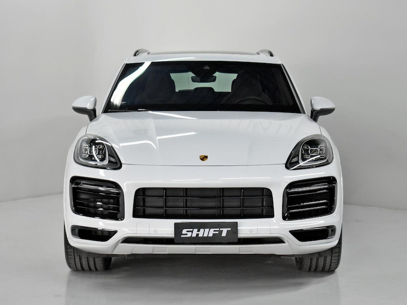 Foto do veículo PORSCHE CAYENNE  PLATINUM ED. 3.0 V6 2023 24.645 KM 695.000,00