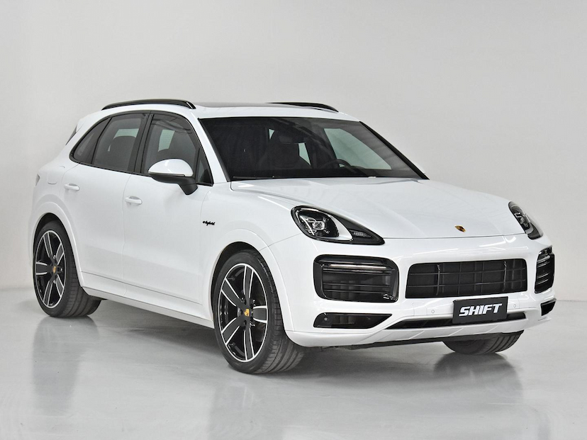 Foto do veículo PORSCHE CAYENNE  PLATINUM ED. 3.0 V6 2023 24.645 KM 695.000,00