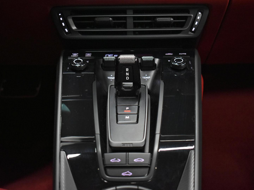 Foto do veículo PORSCHE 911  CARRERA COUPE 3.0 (991/992) 2020 17.225 KM 710.000,00
