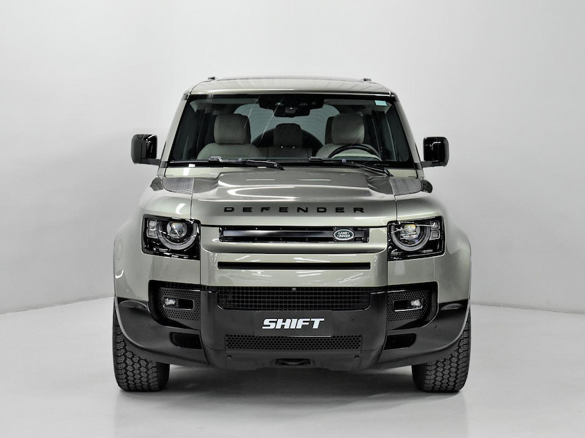 Foto do veículo LAND ROVER DEFENDER  110 2.0 TURBO SE SI4 AUT 2022 52.580 KM 430.000,00