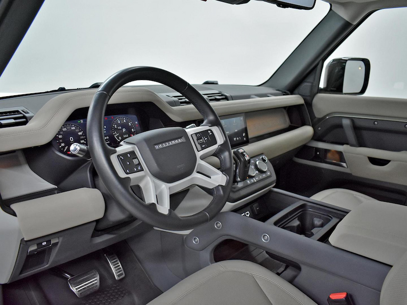 Foto do veículo LAND ROVER DEFENDER  110 2.0 TURBO SE SI4 AUT 2022 52.580 KM 430.000,00